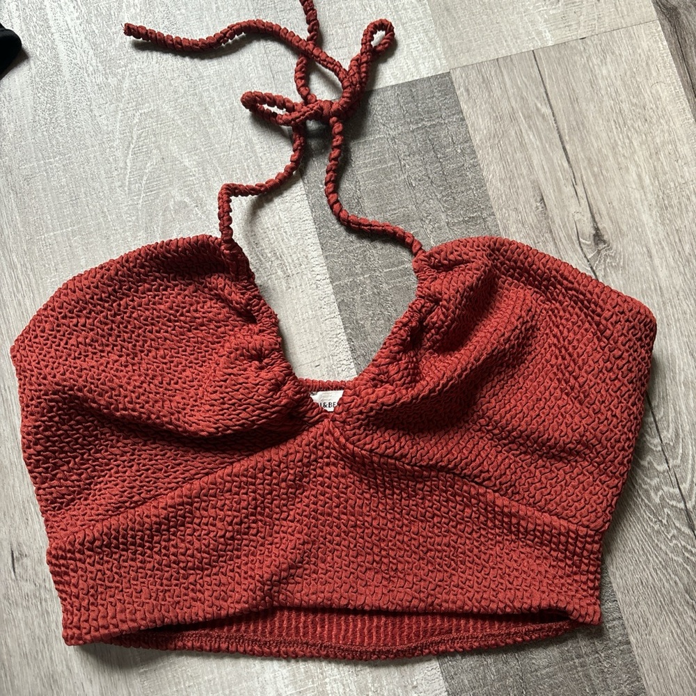 Pull and Bear Crop Top